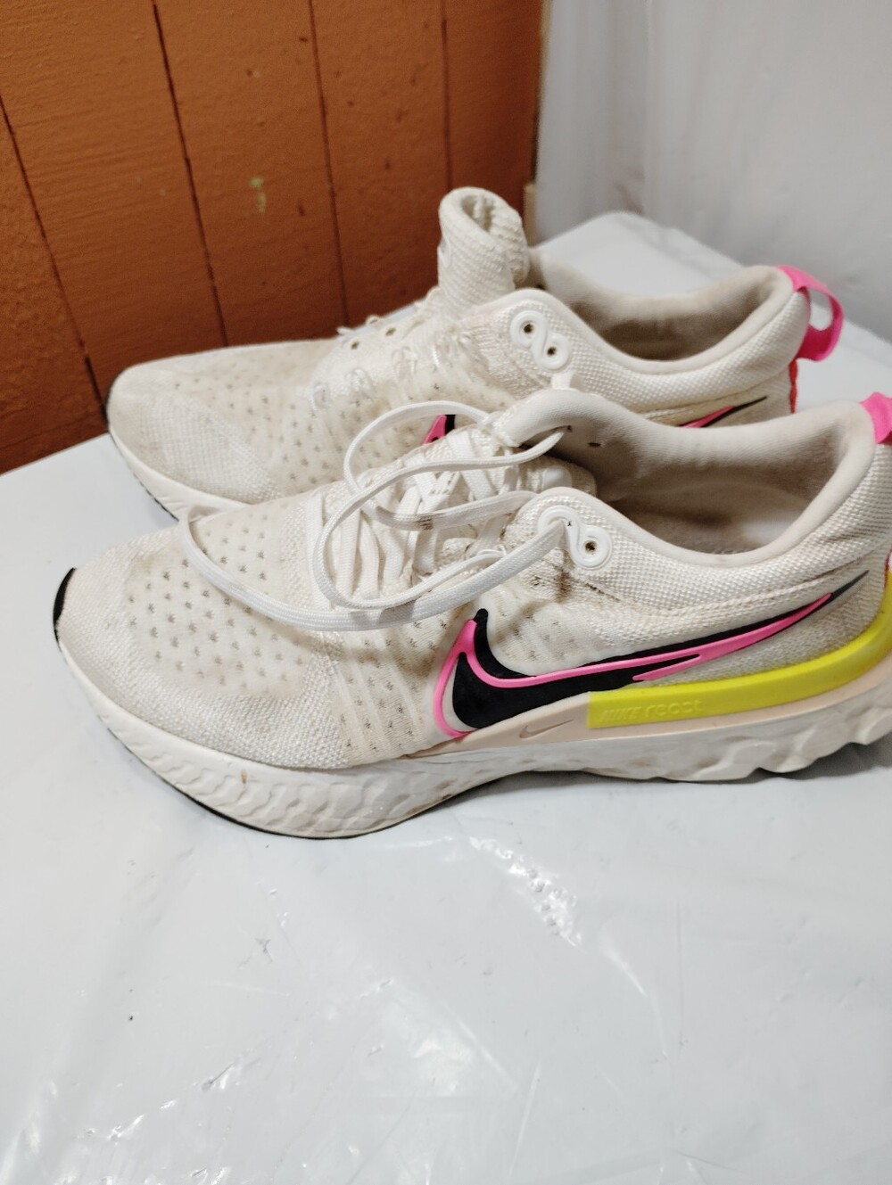 Nike React Infinity Run Flyknit 2 White Pink Running Shoes Sneakers Womens 8.5